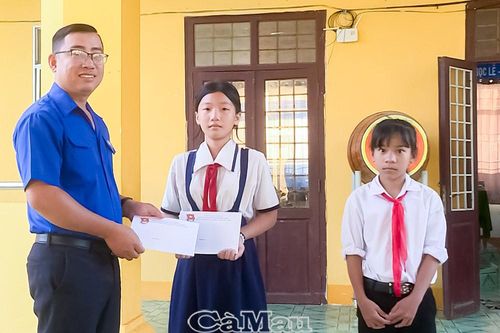 Vé số yêu thương