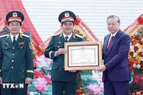 Kỷ niệm 80 năm Ngày truyền thống lực lượng vũ trang Quân khu 9 và đón nhận danh hiệu Anh hùng LLVTND