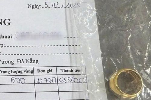 Vờ hỏi mua rồi táo tợn cướp 5 chỉ vàng giữa ban ngày