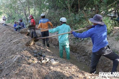 Khánh Hòa khẩn trương tu sửa công trình thủy lợi, tái thiết cuộc sống sau lũ