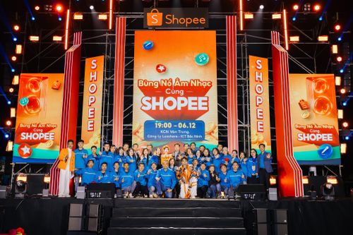 Shopee mang đại nhạc hội đến với công nhân mùa cuối năm