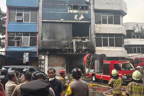 Cháy lớn tại tòa nhà văn phòng ở thủ đô Indonesia, ít nhất 22 người thiệt mạng