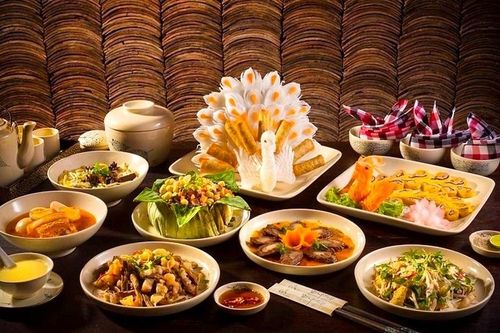 Ẩm thực Huế: tinh hoa kết tinh từ lịch sử và tâm hồn xứ cố đô