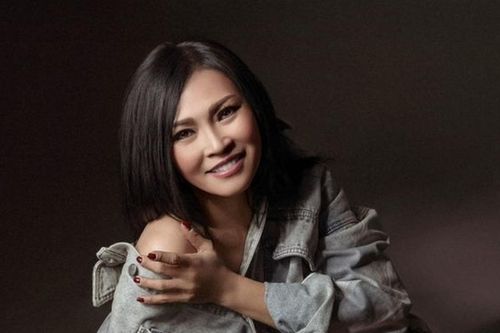 Một ca khúc cũ lọt vào 'tâm bão' thẩm mỹ của năm