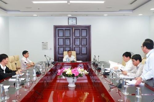 Đề xuất khen thưởng cấp Nhà nước, thành phố cho nhiều tập thể, cá nhân ngành Giáo dục và Đào tạo Đà Nẵng