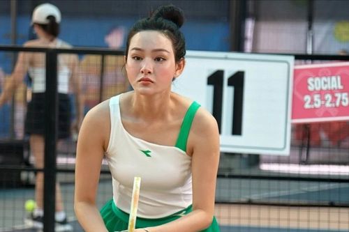 Hiền Hồ gây chú ý với visual hiện tại trên sân pickleball