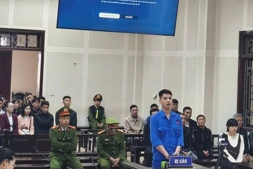 Nam thanh niên dùng dao tấn công bạn gái cũ, nhận 15 năm tù