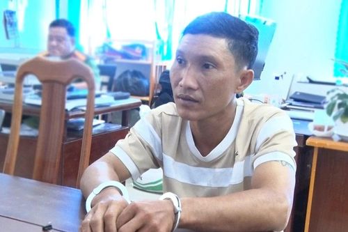 Bắt tạm giam đối tượng cướp giật dây chuyền vàng của cụ bà 70 tuổi