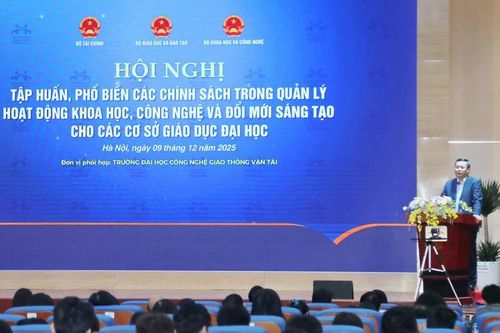 Phổ biến chính sách khoa học công nghệ cho các cơ sở giáo dục đại học