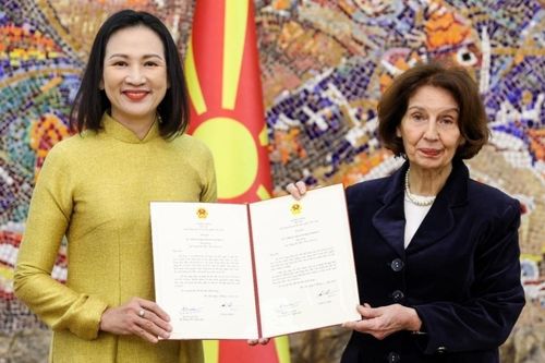 Đại sứ Nguyễn Thị Minh Nguyệt trình Thư ủy nhiệm tại Bắc Macedonia, thúc đẩy hợp tác song phương trên nhiều lĩnh vực