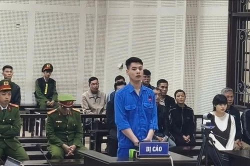 Dùng dao tấn công bạn gái cũ, nam thanh niên nhận án 15 năm tù