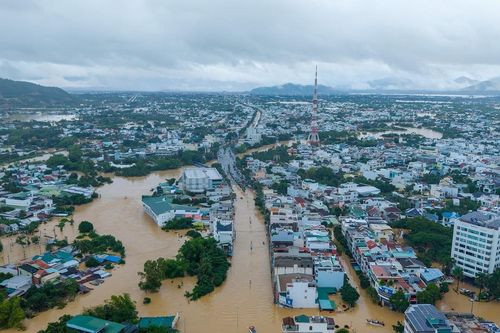 Rà soát toàn bộ quy trình vận hành hồ chứa thủy lợi sau mưa lũ cực đoan