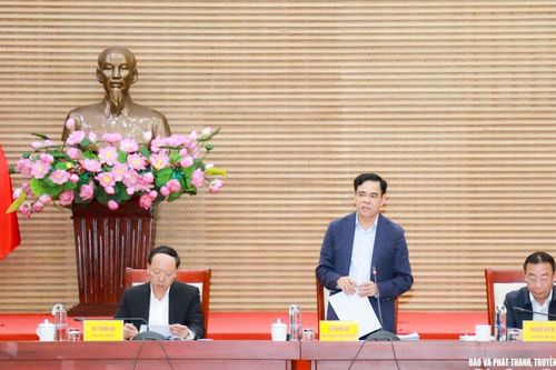 Chủ tịch UBND tỉnh Nghệ An Võ Trọng Hải yêu cầu tuyển dụng giáo viên phải công khai, minh bạch