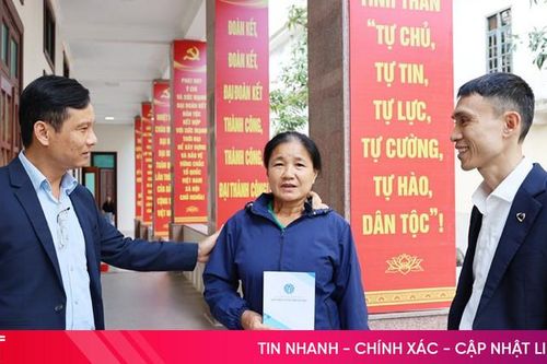 Lan tỏa yêu thương từ những tấm thẻ BHYT