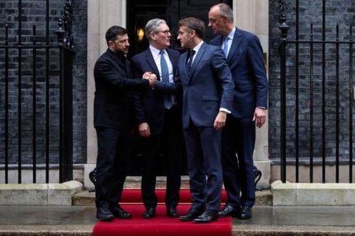 Châu Âu đồng lòng ủng hộ Ukraine, ông Zelensky tuyên bố không nhượng bộ bất cứ điều gì