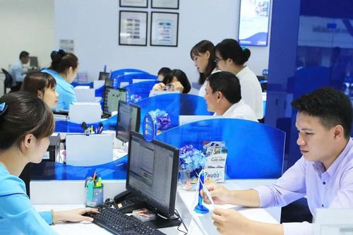 BÀI 2: Sức nóng tín dụng và những rủi ro cần giám sát
