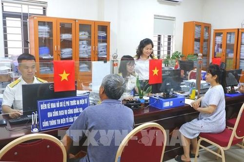 Bộ Nội vụ: Giảm hơn 72 tỷ đồng và rút ngắn gần 100 ngày xử lý thủ tục