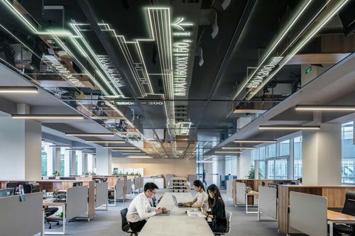 Gen Z là đối tượng chịu áp lực lớn nhất trên thị trường lao động