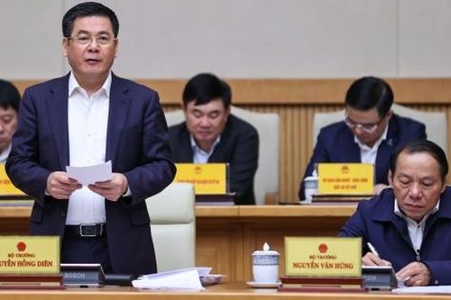 Xuất nhập khẩu bùng nổ, dự báo Việt Nam lọt Top 15 thương mại toàn cầu