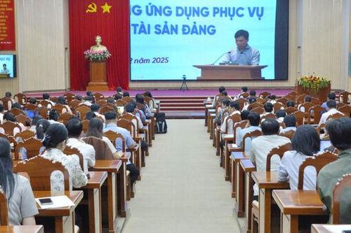 Tập huấn triển khai Hệ thống ứng dụng phục vụ công tác tài chính, tài sản Đảng