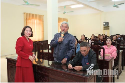 Chú trọng đào tạo, nâng cao chất lượng đội ngũ cán bộ làm công tác dân số - trẻ em ở cơ sở