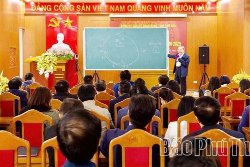 Hội nghị Báo cáo viên 6 tháng cuối năm 2025