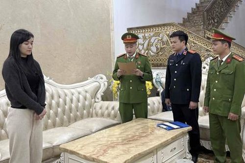 Khởi tố, bắt giam 3 đối tượng kinh doanh vàng trốn thuế
