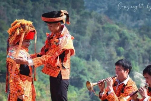 'Thêm đời sống khác' cho văn học dân gian của người Dao