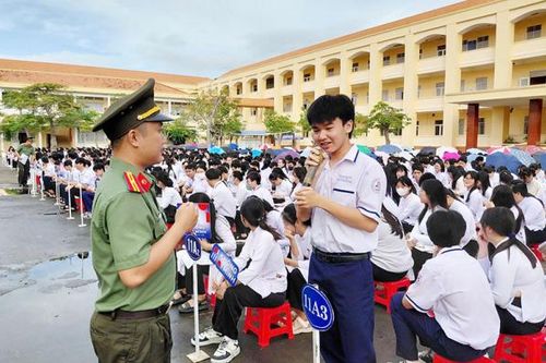 Tăng cường phòng ngừa vi phạm pháp luật trong trường học ở Cà Mau