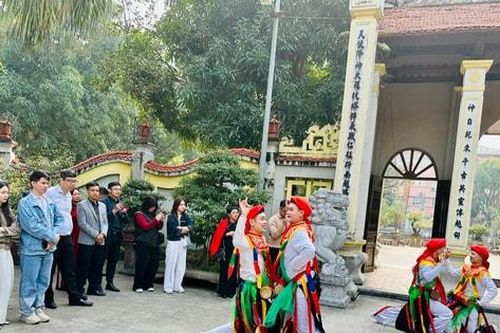 Định vị 'bản đồ du lịch văn hóa tâm linh' ở phía Nam Hà Nội