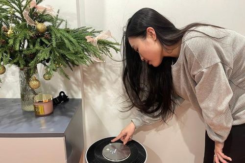 Thời tiết Hà Nội ô nhiễm, máy lọc không khí bán chạy như 'tôm tươi'