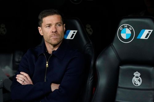 HLV Xabi Alonso bi quan về tương lai tại Real Madrid