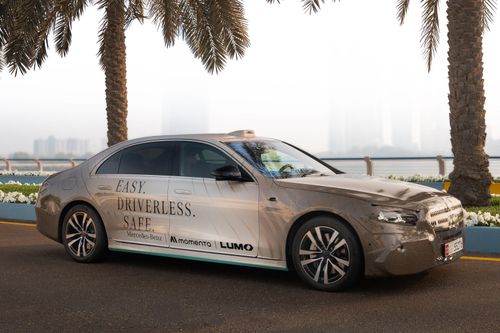Mercedes-Benz S-Class chạy thử nghiệm robotaxi tại UAE