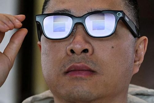 Trung Quốc gây sốt với loạt thiết bị AI thông minh nhiều tính ứng dụng