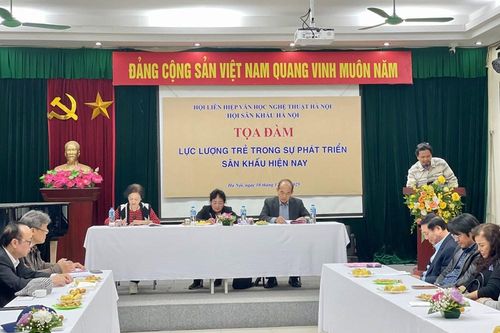 Thiếu lớp kế cận, sân khấu truyền thống đứng trước nguy cơ 'hụt hơi'