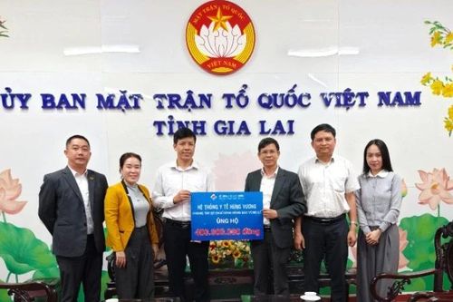 Gia Lai: Các đơn vị y tế chung tay hỗ trợ bà con vùng lũ hơn 500 triệu đồng