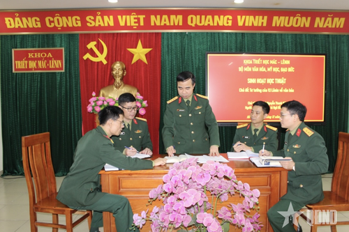 Người thầy 'truyền lửa' triết học văn hóa