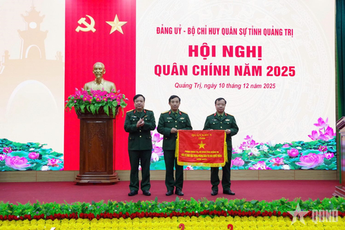 Bộ CHQS tỉnh Quảng Trị khen thưởng 36 tập thể, cá nhân có thành tích xuất sắc trong Phong trào Thi đua Quyết thắng