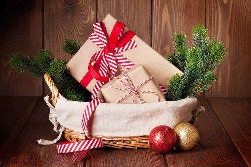 Nguồn gốc bí ẩn của phong tục tặng quà dịp Noel