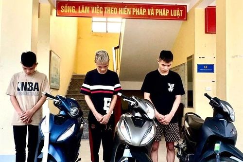 Khởi tố 3 đối tượng đánh người, cưỡng đoạt tài sản ở Hà Tĩnh