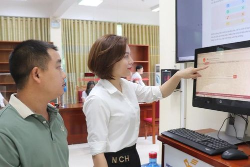 Phú Thọ siết kỷ cương hành chính, xây dựng chuẩn mực mới trong văn hóa công sở