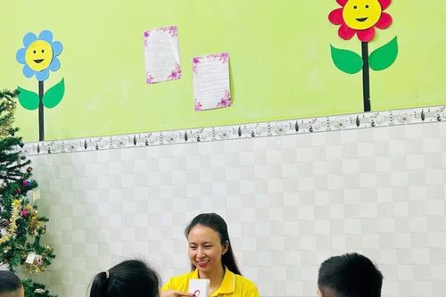 Cô giáo trẻ cùng hành trình 'đi chậm' với những trái tim đặc biệt