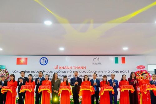Khánh thành công trình khám chữa bệnh kỹ thuật cao từ nguồn vay của Chính phủ Ý