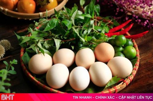 Ai nên hạn chế ăn trứng?