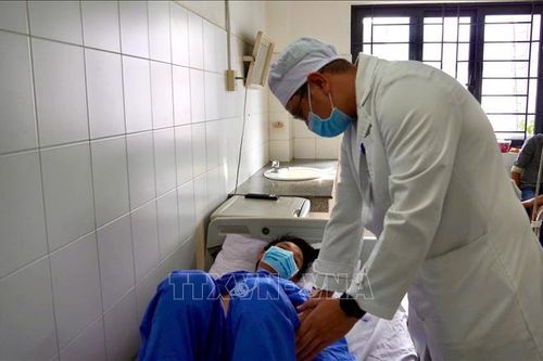 Cần Thơ triển khai thành công kỹ thuật đặt stent LAMS qua nội soi siêu âm