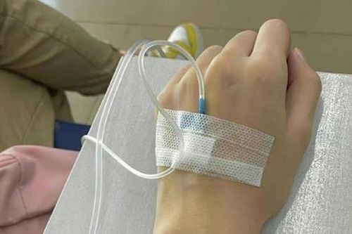 Người đàn ông 49 tuổi gặp nạn khi lái xe, nguyên nhân đến từ bộ đồ 'quen thuộc'