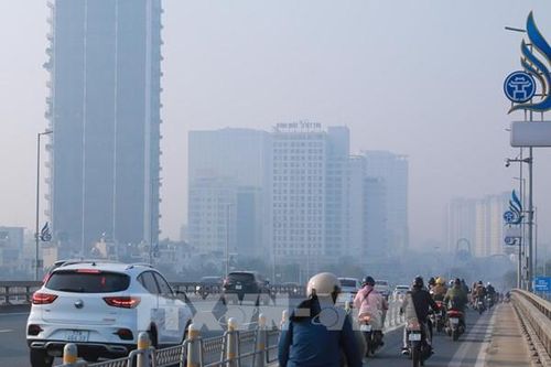 Báo động mùa 'mù xám' đáng sợ ở Hà Nội