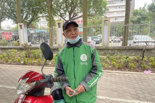 Hà Nội cấm xe xăng: Lao động tự do sẵn sàng chuyển đổi nếu được hỗ trợ