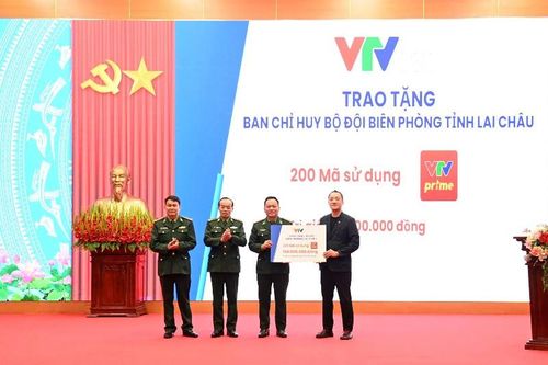 Tập huấn kỹ năng số cho cán bộ, chiến sĩ