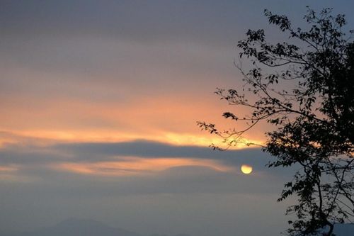 Đồn Đèn Bắc Kạn: Trải nghiệm săn mây và đón bình minh